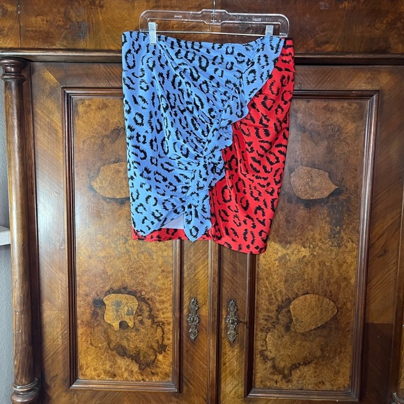 EUC A.L.C.- Geller Mini Skirt. Size 10 - Picture 5 of 10